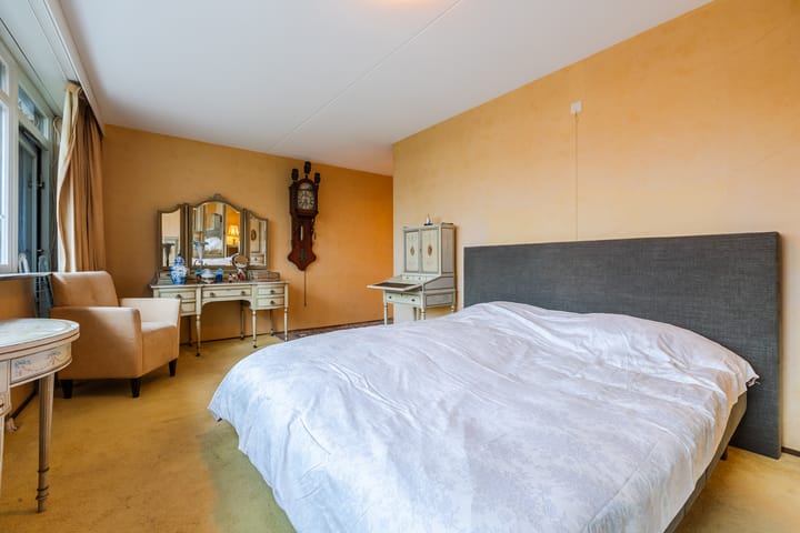 Foto 22 van Henriette Ronnerstraat 92