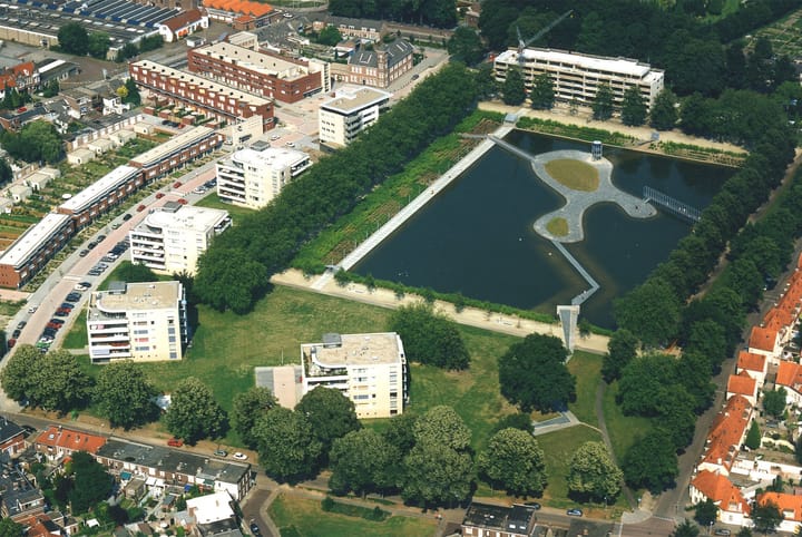 Foto 38 van Henriette Ronnerstraat 92