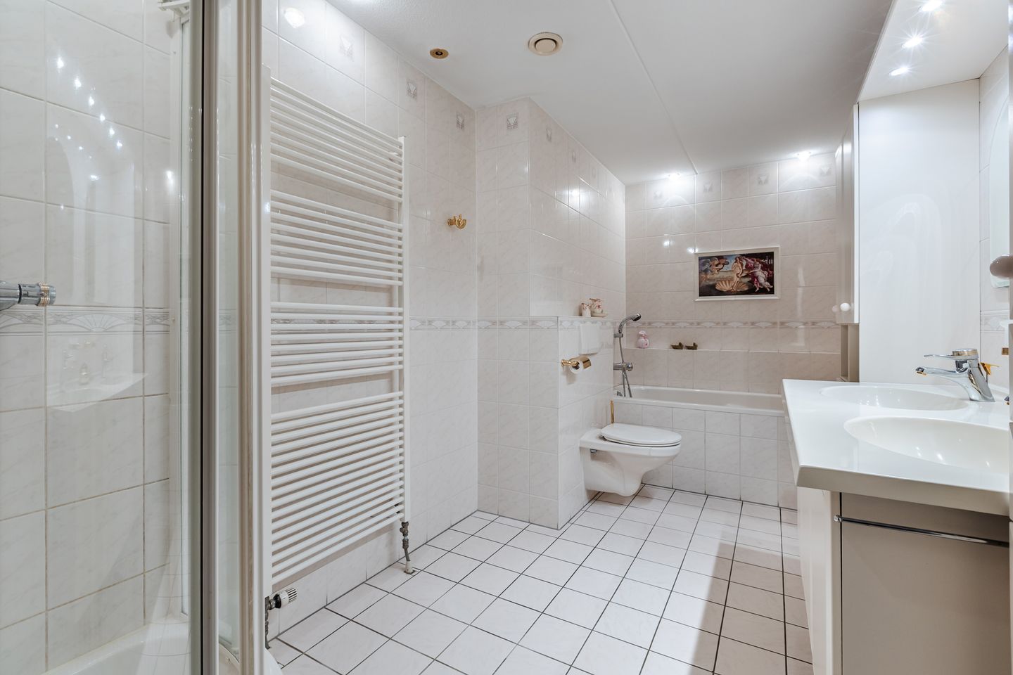 Foto 25 van Henriette Ronnerstraat 92