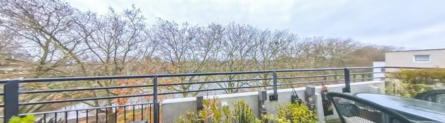 2e balkon, zijde woonkamer