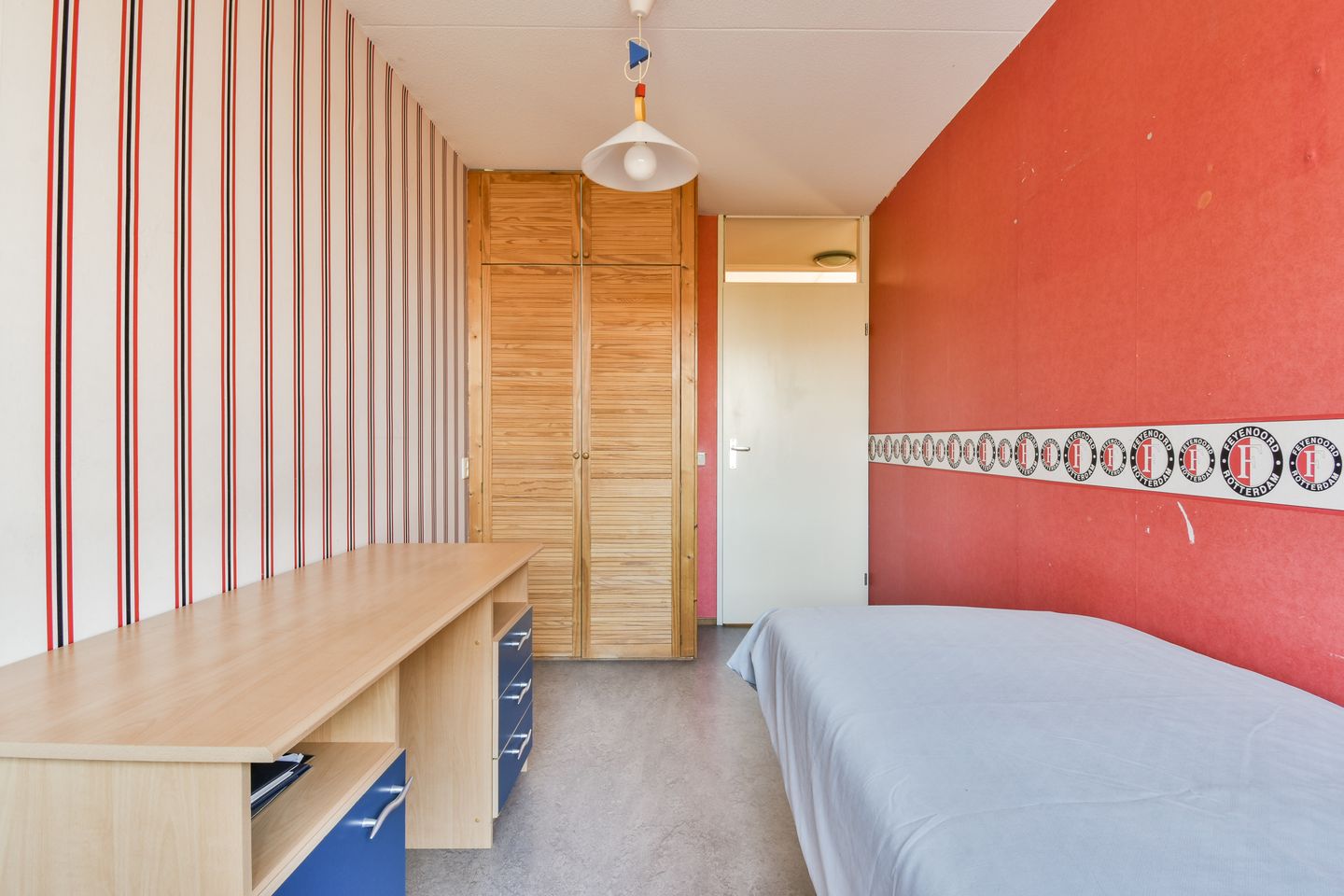 Photo 25 of van der Duynstraat 14