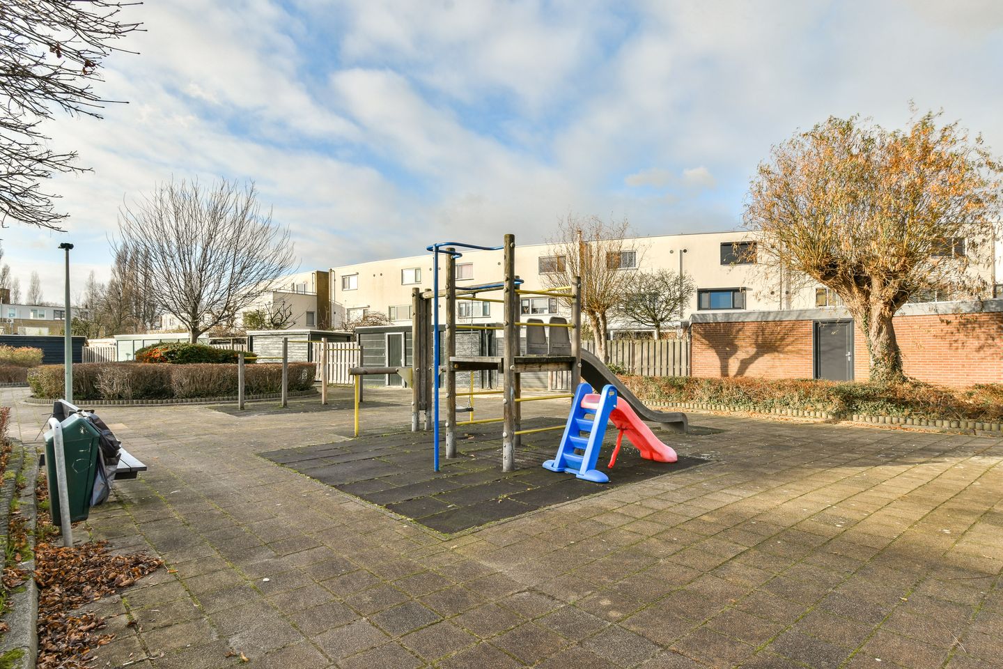 Photo 34 of van der Duynstraat 14