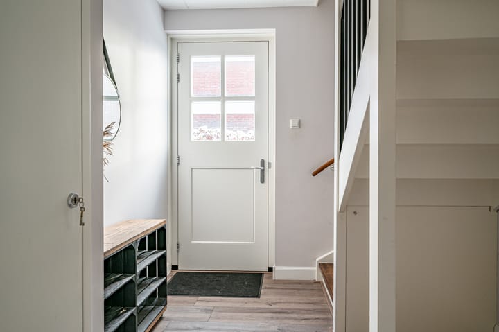 Foto 4 van Aronskelk 6