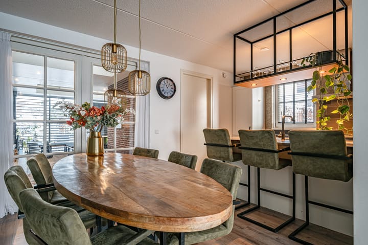 Foto 11 van Aronskelk 6