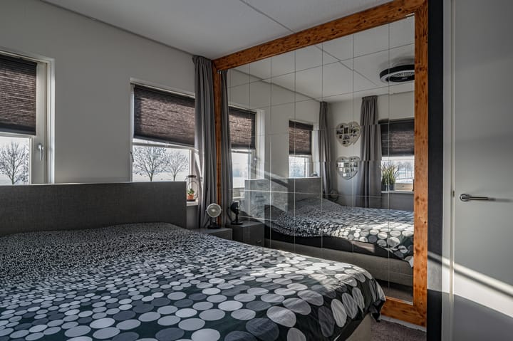 Foto 23 van Aronskelk 6