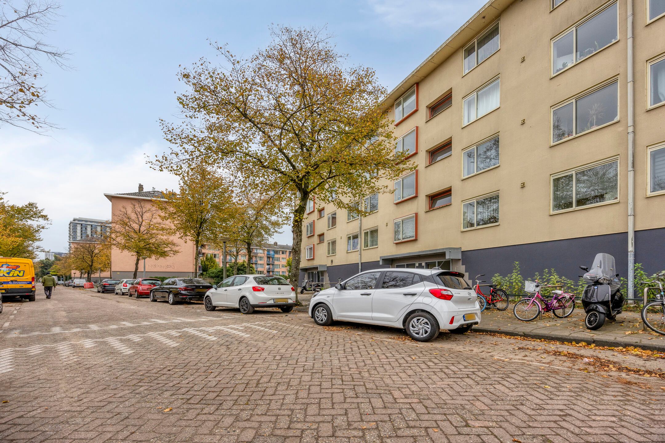 Photo 21 of Robert Fruinlaan 16-3