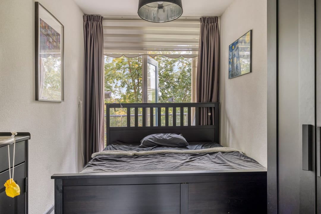 Photo 11 of Robert Fruinlaan 16-3