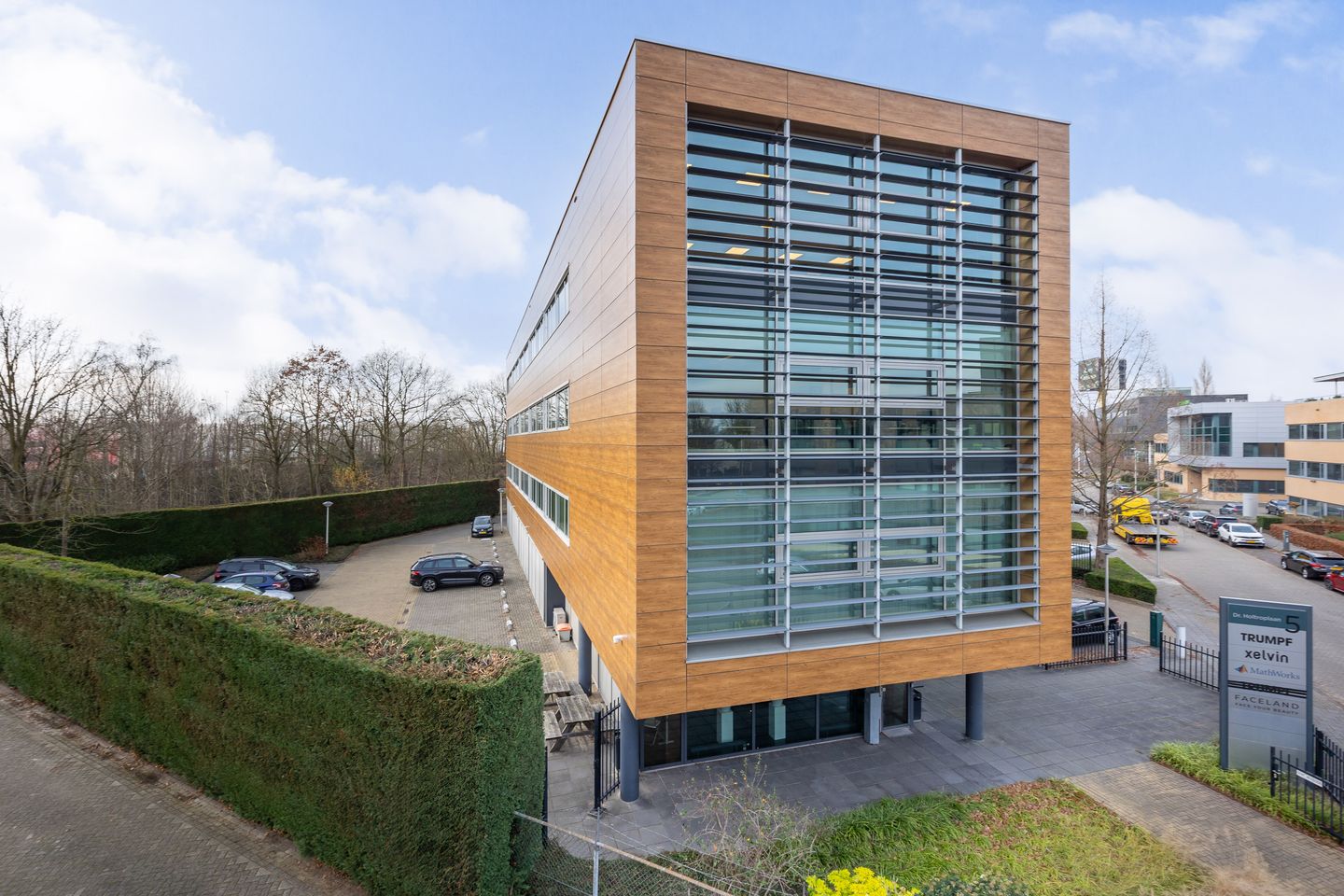 Bekijk foto 2 van Dr Holtroplaan 5-B