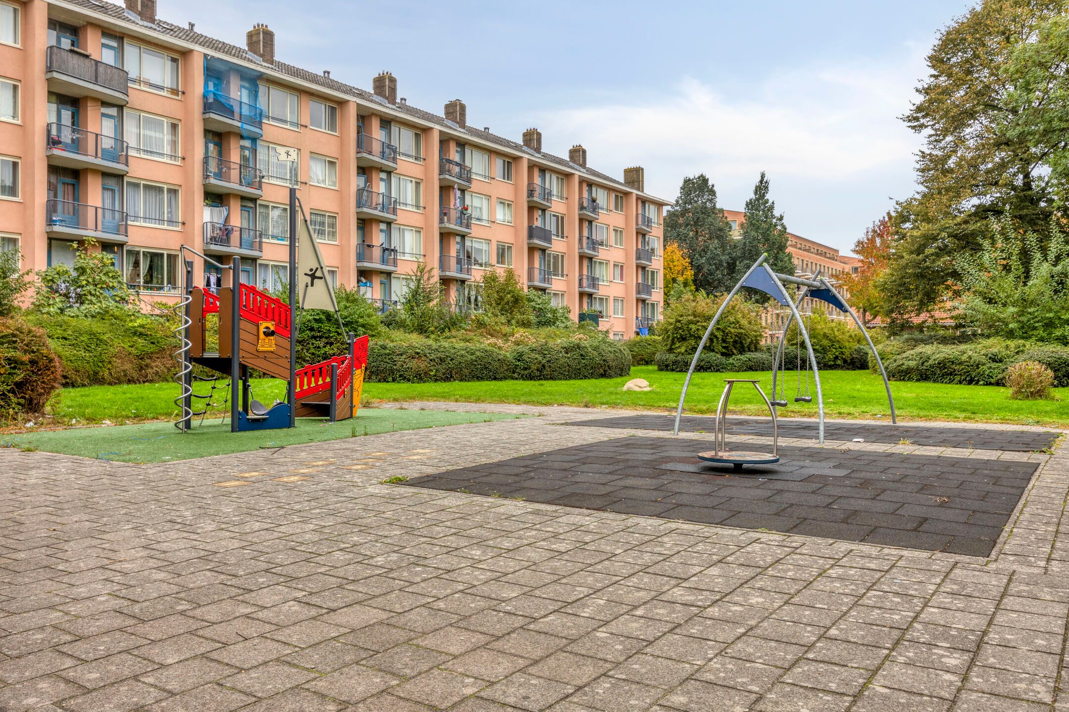 Photo 18 of Robert Fruinlaan 16-3