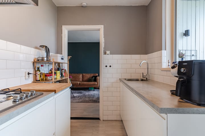 Foto 15 van Jan van Riebeeckstraat 136