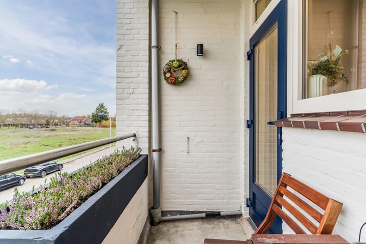 Foto 27 van Jan van Riebeeckstraat 136