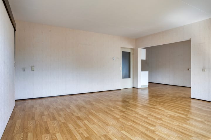 Foto 7 van Essenburg 100