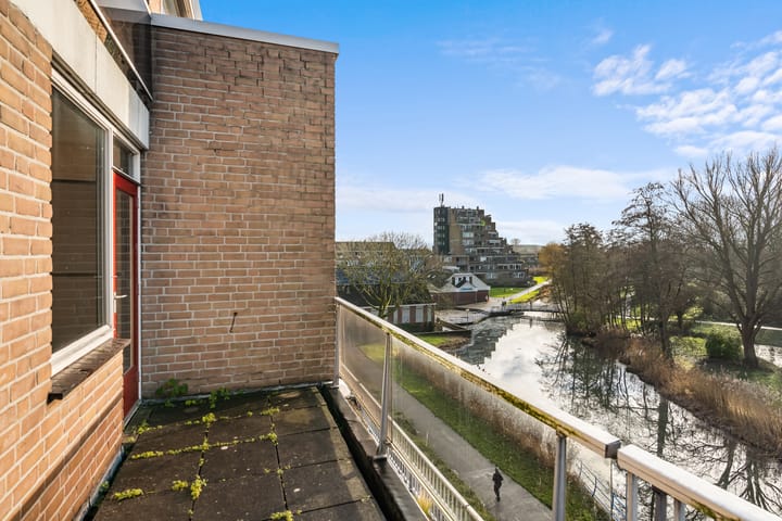 Foto 17 van Essenburg 100