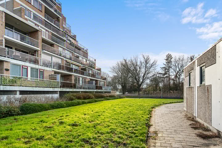 Foto 33 van Essenburg 100