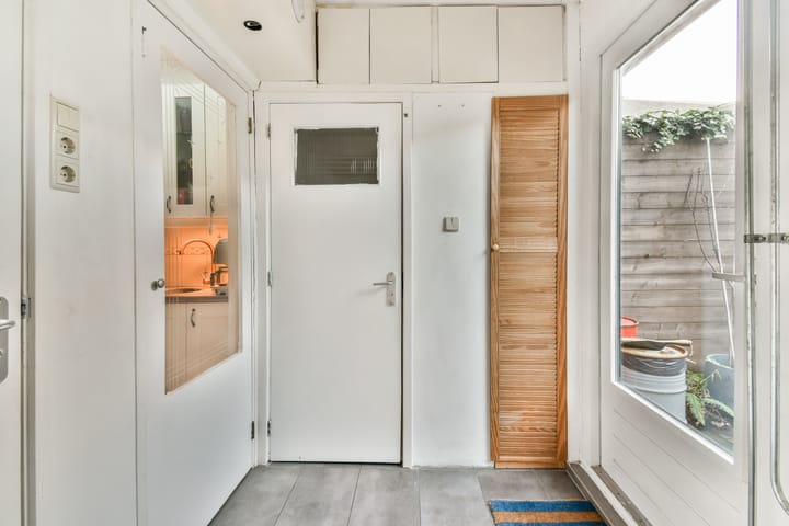 Foto 15 van Jan van der Heijdenstraat 9