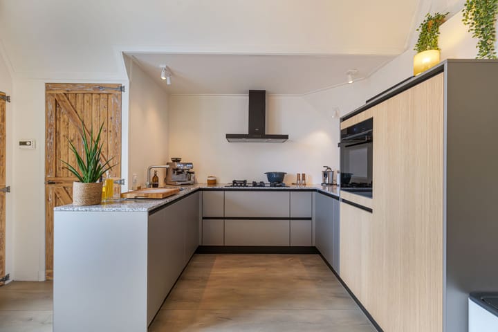 Foto 21 van Haulerweg 52