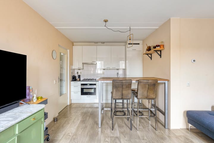 Foto 13 van Molukkenstraat 94-D