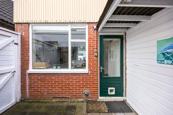 Foto 21 van Helper Oostsingel 75