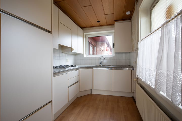 Foto 11 van Oosteinderweg 353