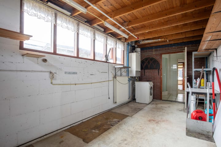 Foto 15 van Oosteinderweg 353