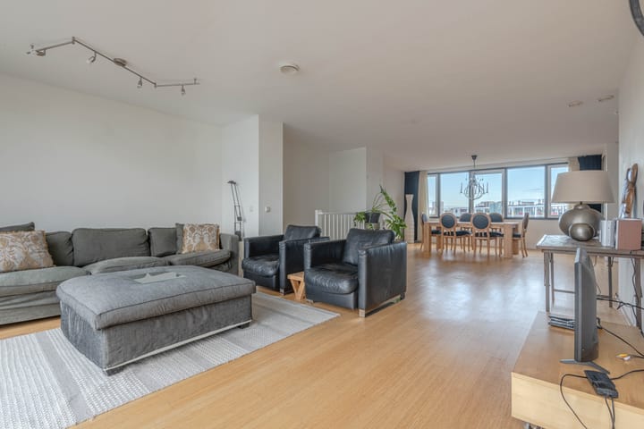 Foto 9 van Maashaven O.z. 227