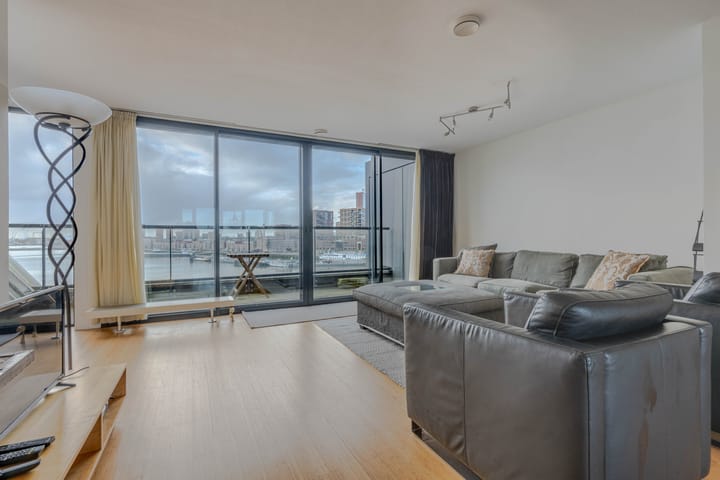 Foto 10 van Maashaven O.z. 227