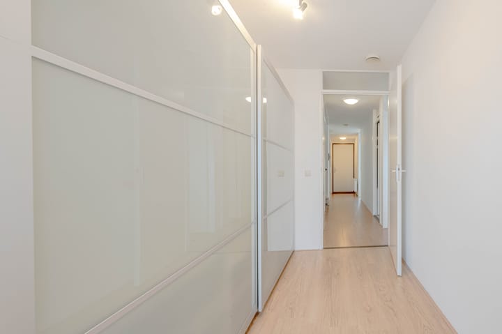 Foto 25 van Maashaven O.z. 227