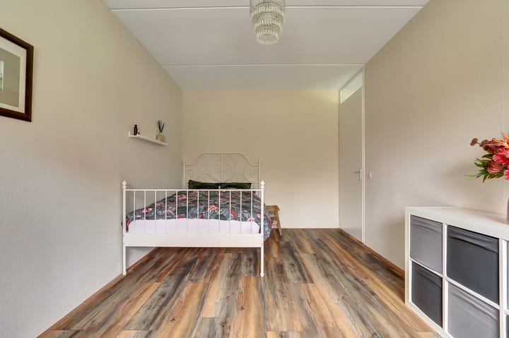 Foto 21 van Kanaaljuffer 2