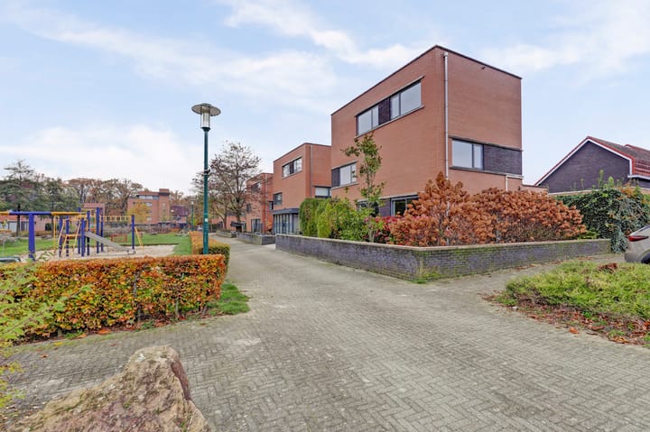 Foto 38 van Kanaaljuffer 2