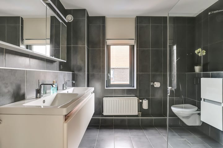 Foto 22 van Kanaaljuffer 2