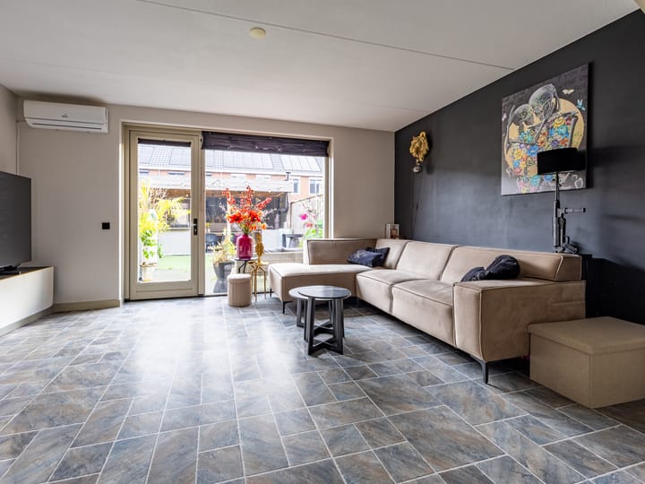 Foto 2 van Canadasingel 68