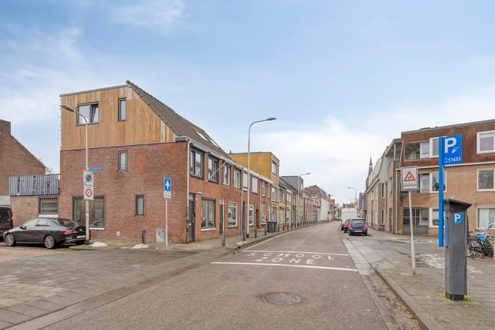 Foto 43 van Hoefstraat 174