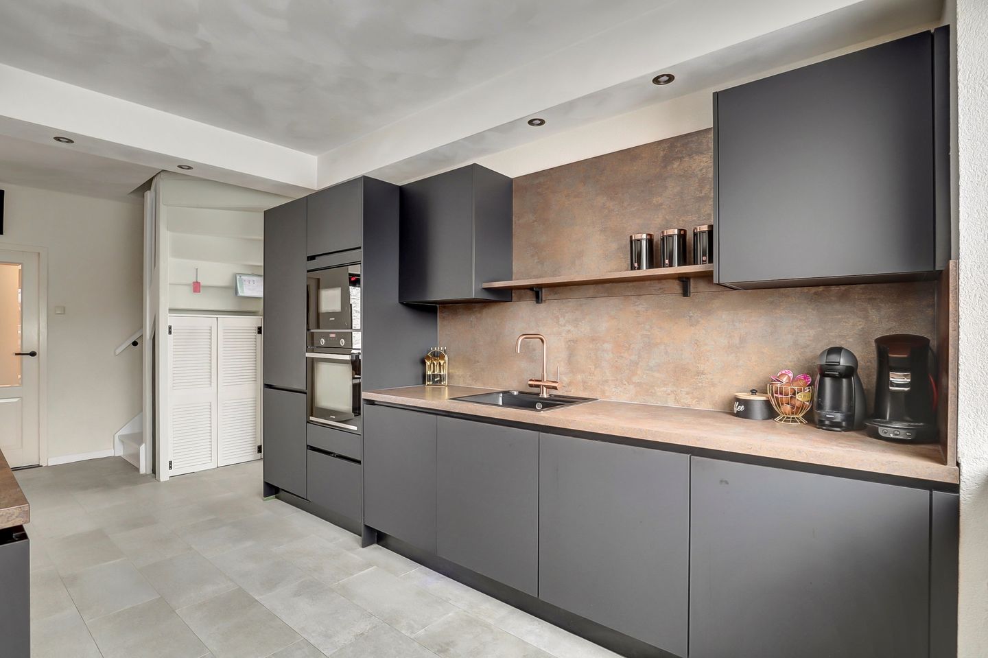 Photo 10 of De Meeren 122