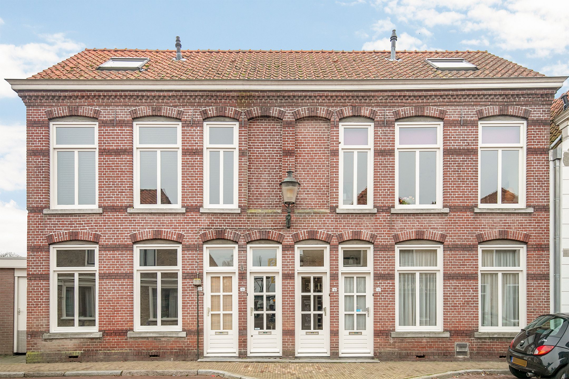 Buying a house in The Netherlands., Landpoortstraat 16