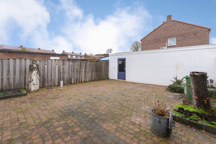 Foto 39 van Pastoor Arnold Somyasingel 15