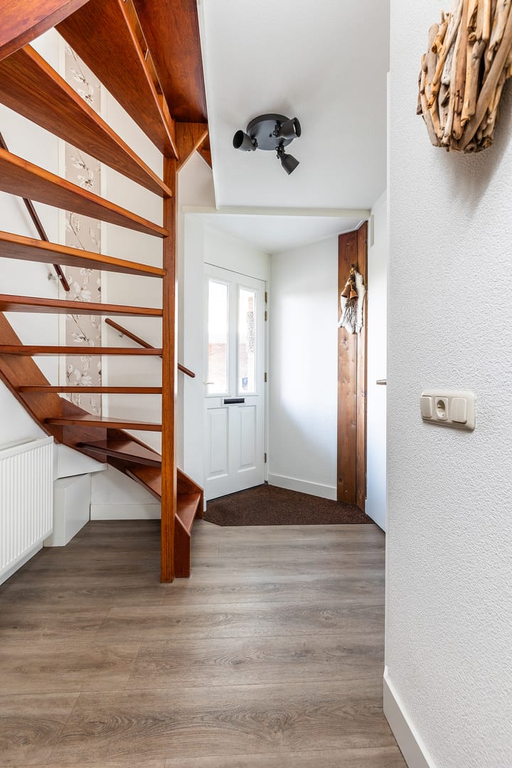 Foto 8 van Adolf van Nassaustraat 12