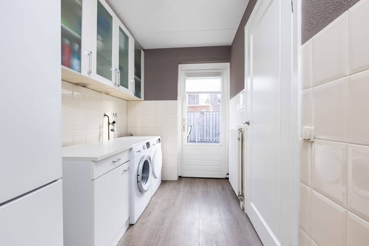 Foto 22 van Adolf van Nassaustraat 12