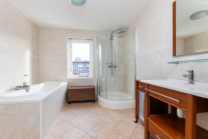 Foto 29 van Adolf van Nassaustraat 12