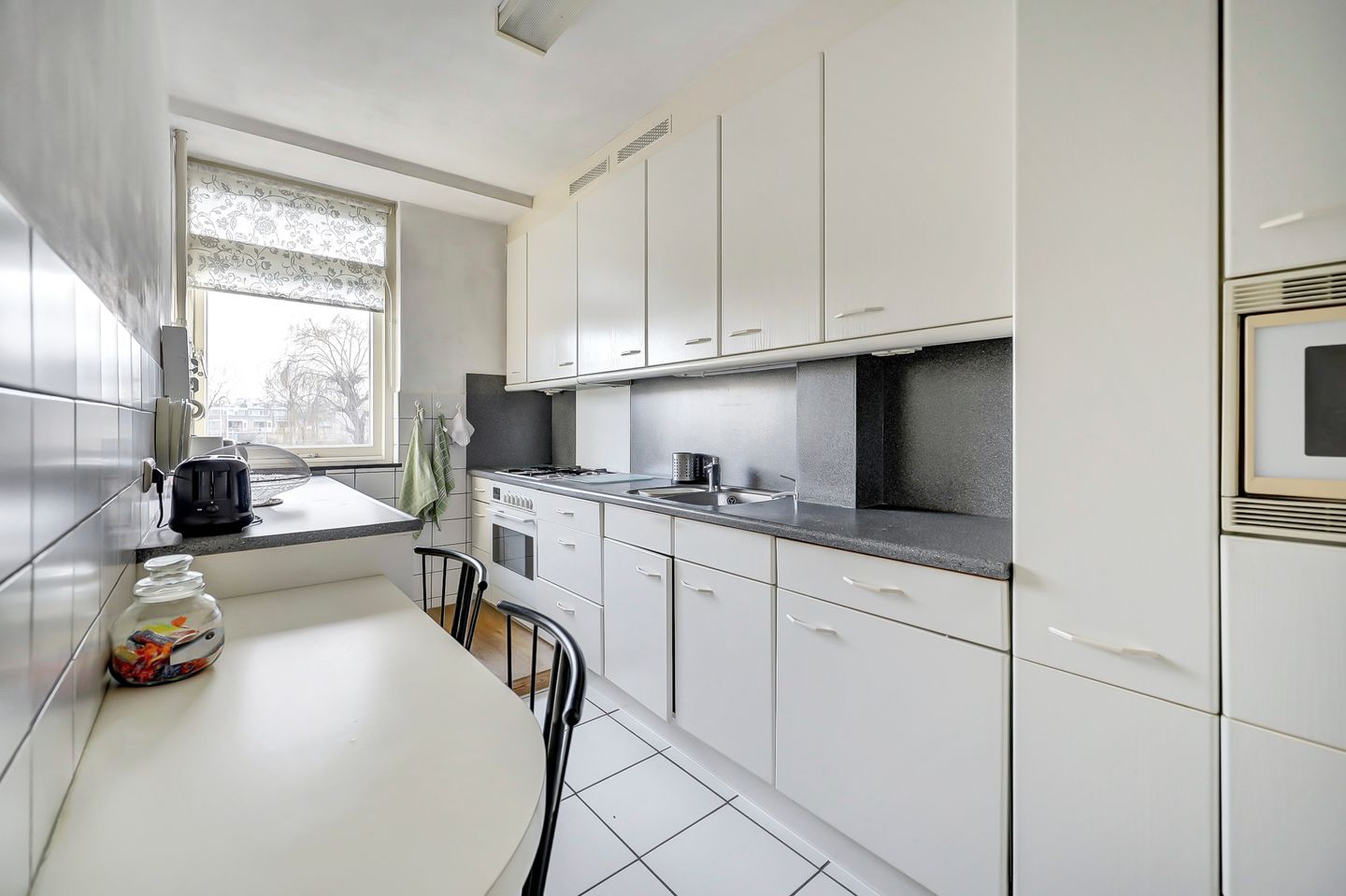 Foto 4 van Roosstraat 16