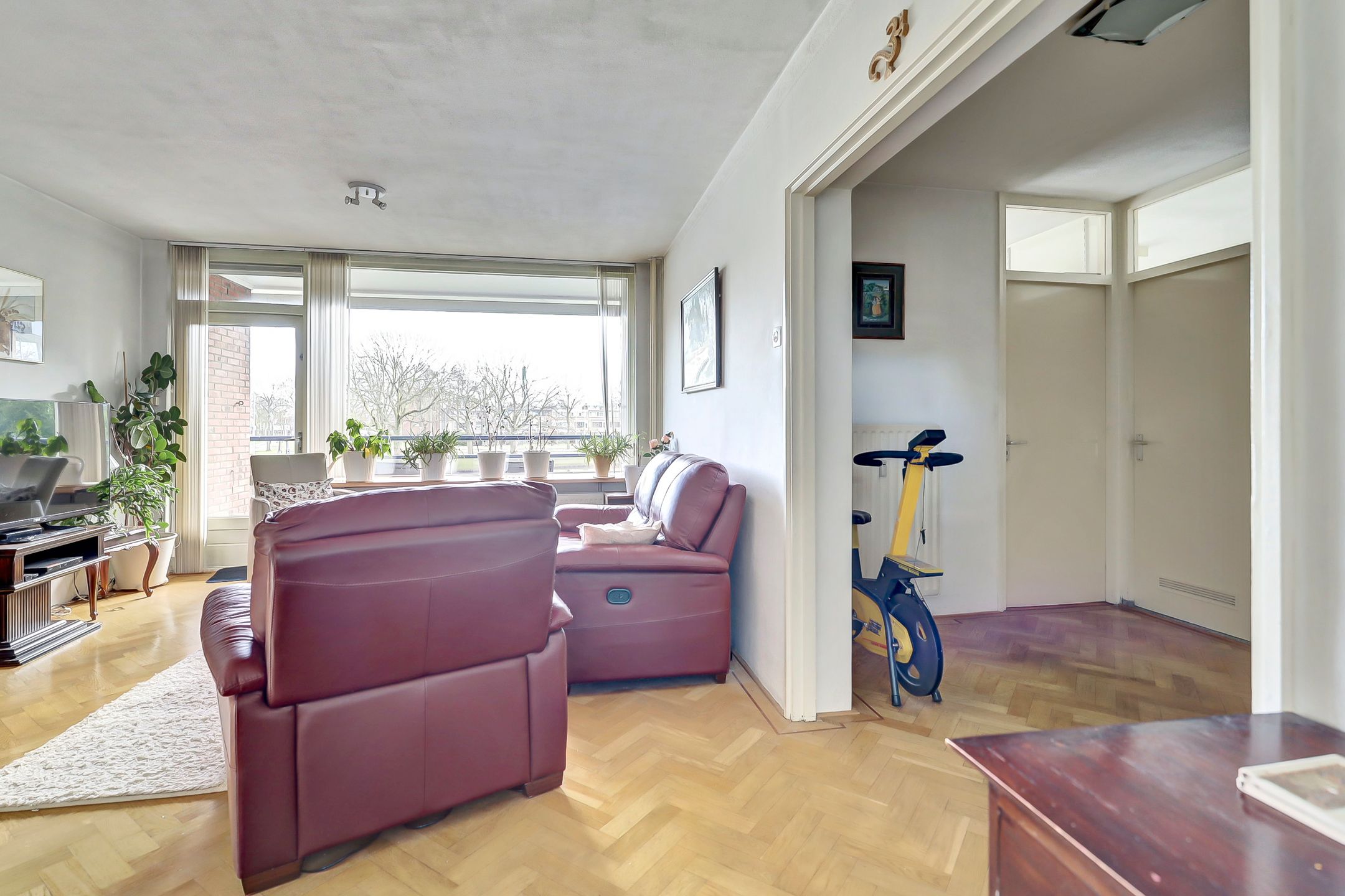 Foto 15 van Roosstraat 16