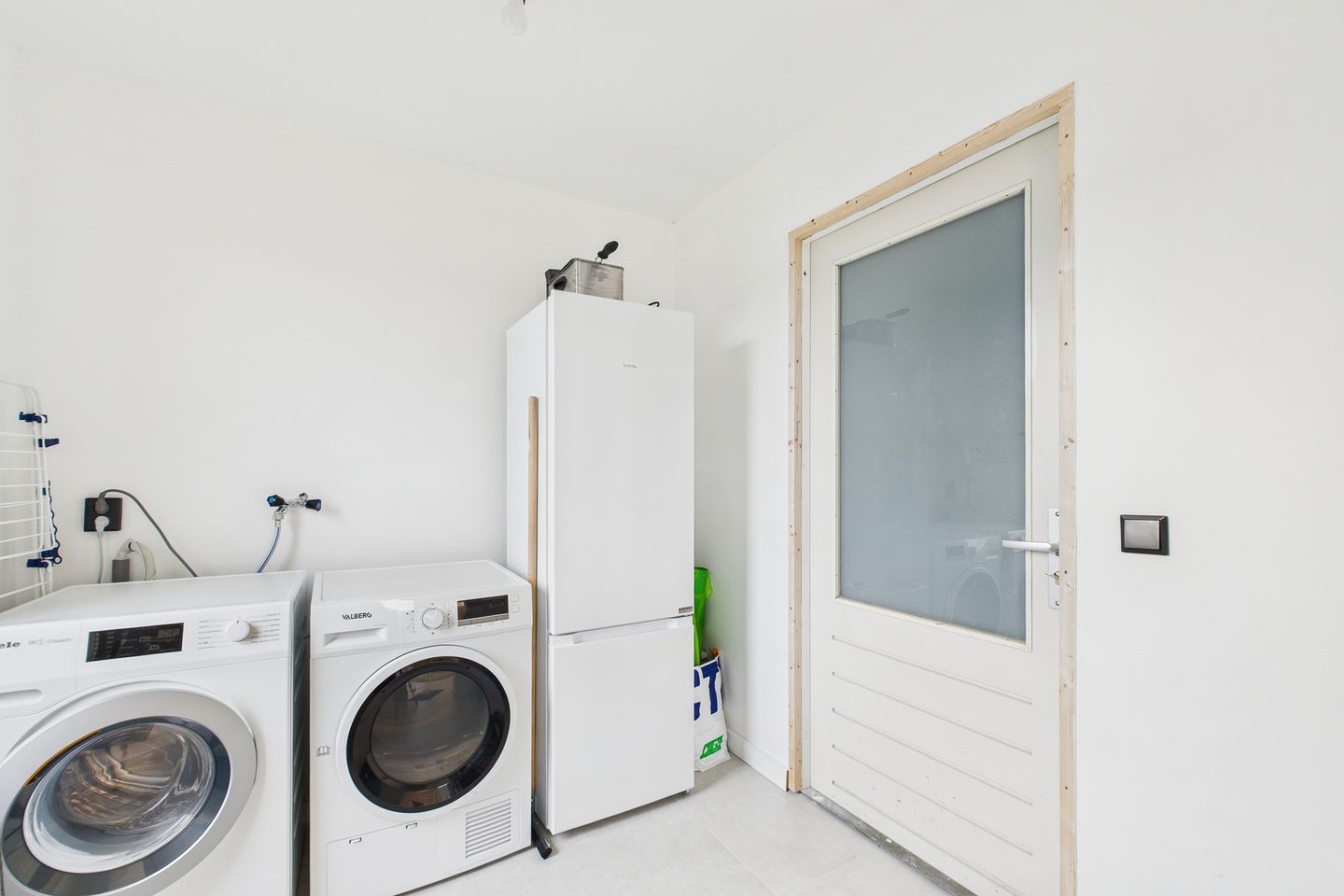 Photo 19 of Ruysdaelstraat 9