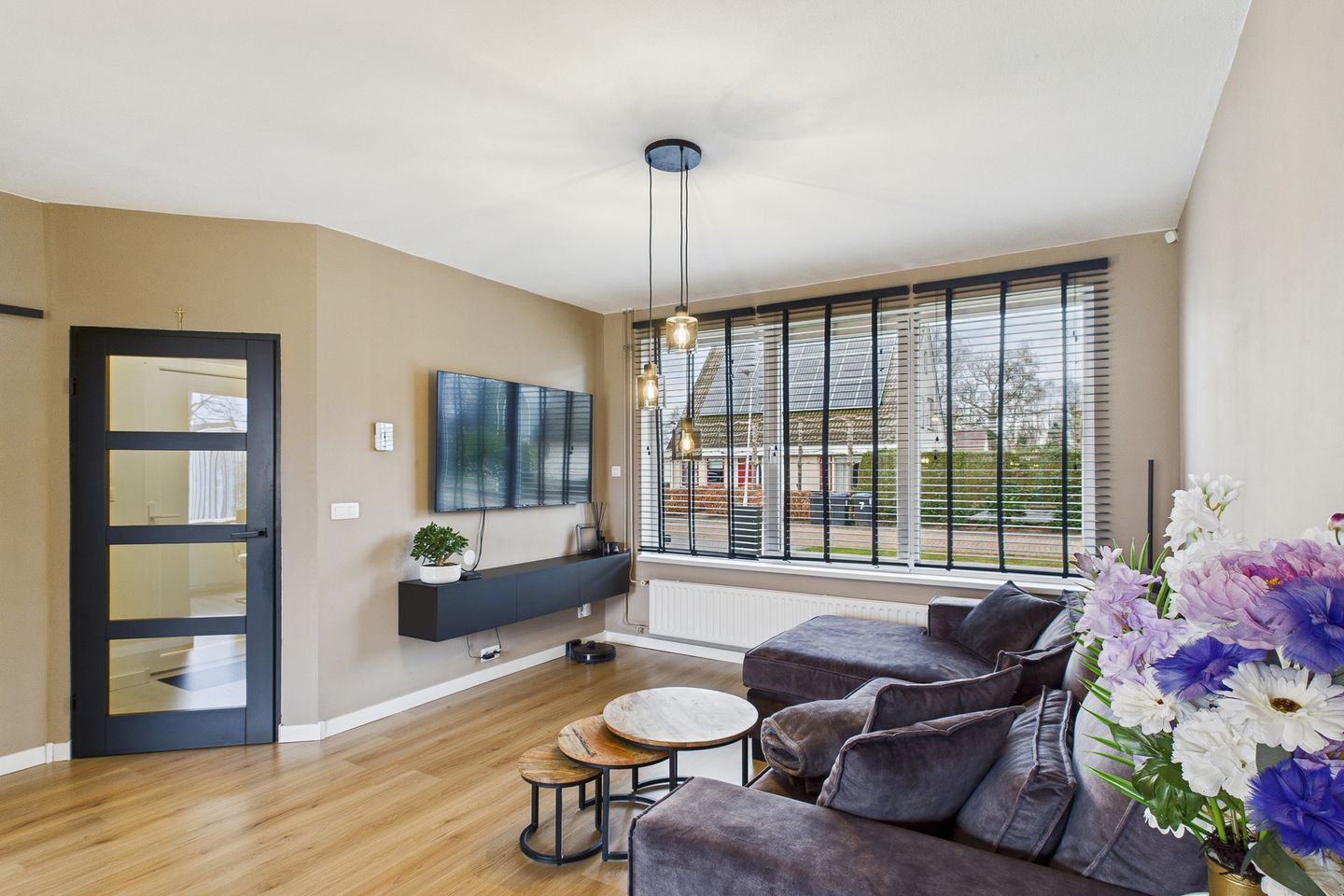 Photo 10 of Ruysdaelstraat 9