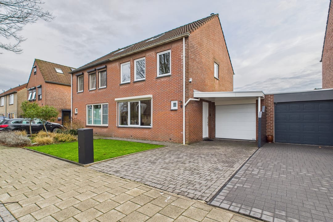 Photo 37 of Ruysdaelstraat 9