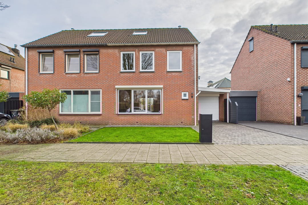 Photo 38 of Ruysdaelstraat 9