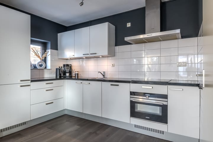 Photo 3 of Valkenaerhof 63