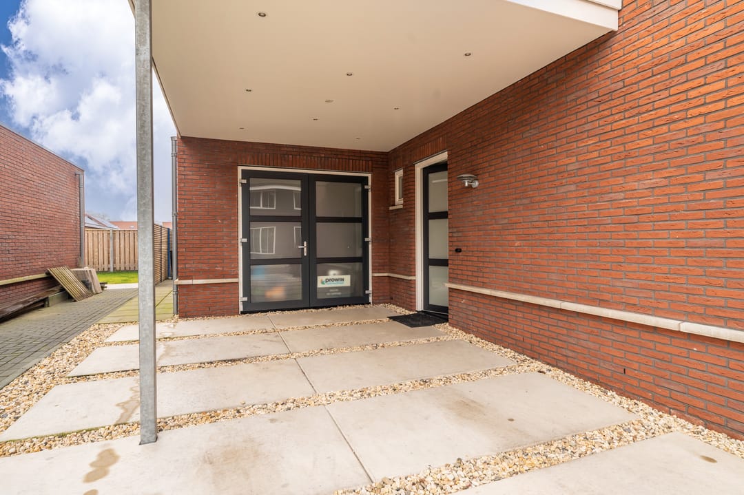 Photo 7 of Doorloper 31