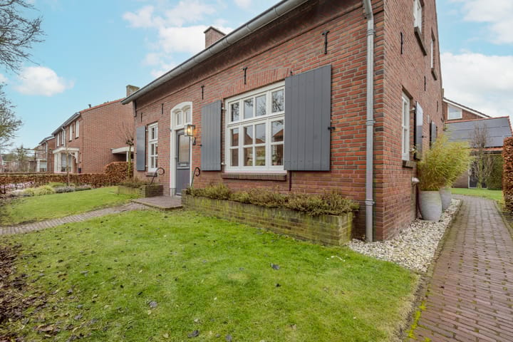 Foto 48 van Merodelaan 5