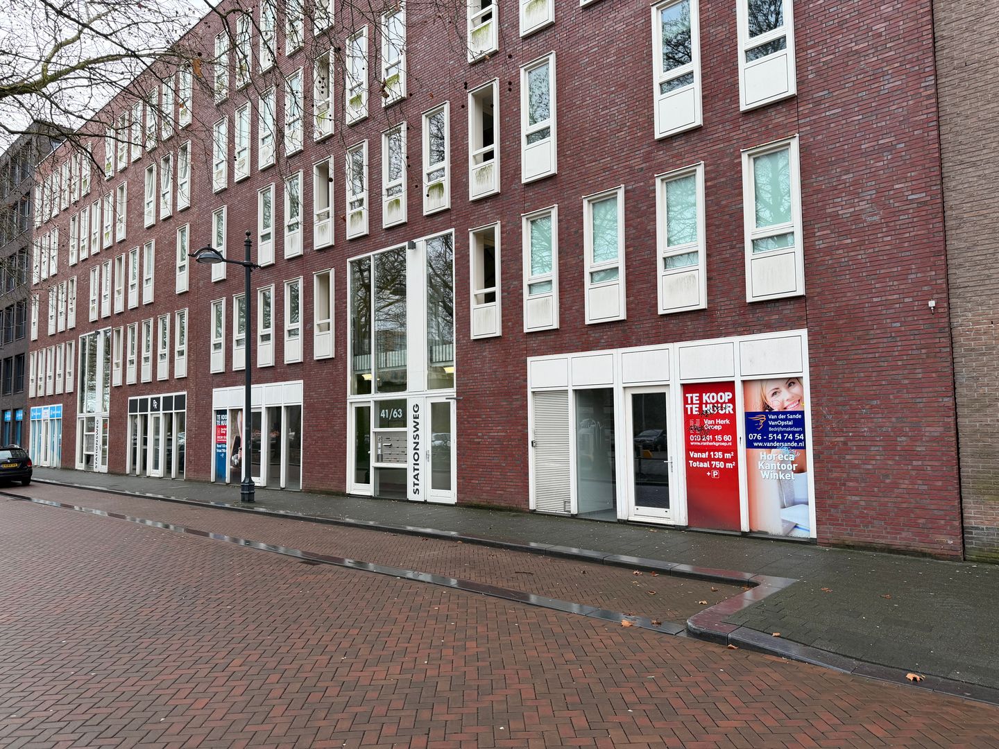 View photo 1 of Stationsweg 39-65