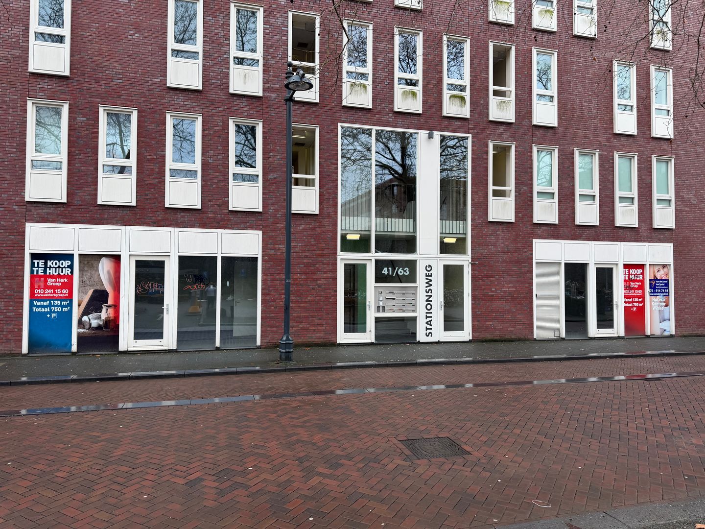 View photo 2 of Stationsweg 39-65