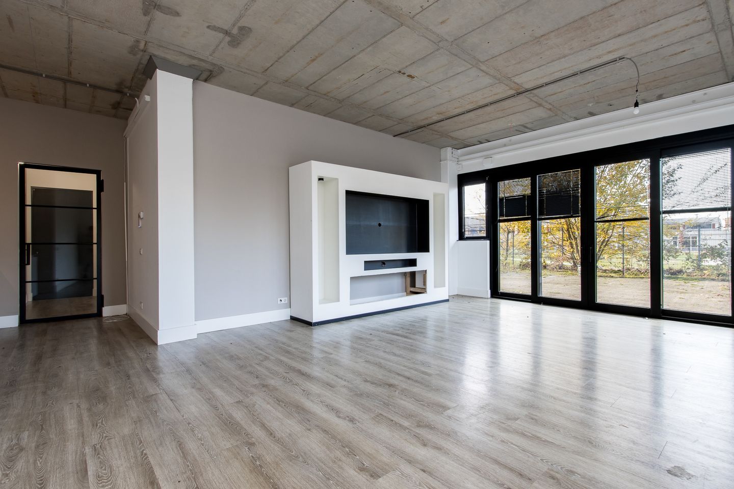 Foto 5 van Eekbrouwersweg 6-B